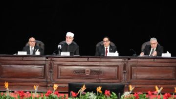 مفتي الجمهورية: الأمم القوية هي التي تتعلم من انكساراتها وتعيد البناء من جديد مفتي الجمهورية: الأمم القوية هي التي تتعلم من انكساراتها وتعيد البناء من جديد