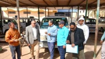 رئيس مركز الداخلة يتفقد المواقف ومحطات الوقود لمتابعة الالتزام بالتعريفة الجديدة رئيس مركز الداخلة يتفقد المواقف ومحطات الوقود لمتابعة الالتزام بالتعريفة الجديدة