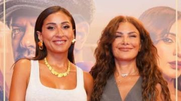 رفيقة دربى المخلصة.. صبا مبارك تهنئ دينا الشربيني بعيد ميلادها