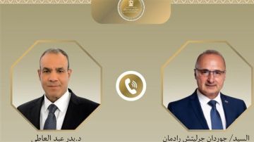 وزير الخارجية يؤكد أهمية تكثيف الجهود الإقليمية والدولية لاحتواء التصعيد