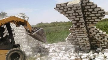 إزالة 36 حالة تعد فى أسوان خلال اجازة عيد الفطر ..صور إزالة 36 حالة تعد فى أسوان خلال اجازة عيد الفطر ..صور