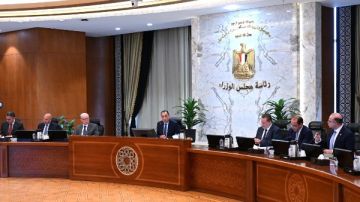 رئيس الوزراء يترأس اجتماع المجموعة الوزارية الاقتصادية