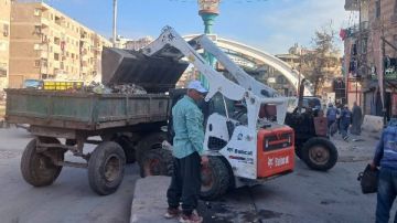 رفع المخلفات وإزالة الإشغالات.. حملات نظافة بشوارع قرى كفر الشيخ صور رفع المخلفات وإزالة الإشغالات.. حملات نظافة بشوارع قرى كفر الشيخ صور