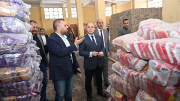 محافظ الغربية يتفقد شركة تجارة الجملة بشبشير ويطمئن على مخزون السلع الاستراتيجية