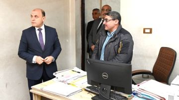 محافظ الغربية يهنئ العاملين بديوان عام المحافظة بعيد الفطر المبارك محافظ الغربية يهنئ العاملين بديوان عام المحافظة بعيد الفطر المبارك