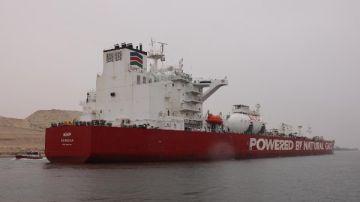 الفريق أسامة ربيع: حركة الملاحة بقناة السويس منتظمة.. وتدابير للتعامل مع سوء الأحوال الجوية الفريق أسامة ربيع: حركة الملاحة بقناة السويس منتظمة.. وتدابير للتعامل مع سوء الأحوال الجوية