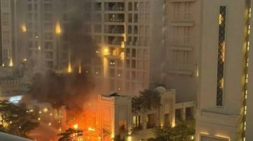 حصيلة الهجوم على الإمارات.. 3 قـ.ـتلى و58 مصابا بعد إطلاق صواريخ وطائرات مسيرة إيرانية حصيلة الهجوم على الإمارات.. 3 قـ.ـتلى و58 مصابا بعد إطلاق صواريخ وطائرات مسيرة إيرانية