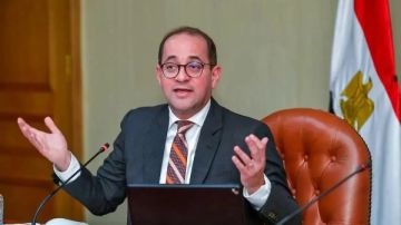 زيادة المرتبات .. وزير المالية يعلن بشرى الأسبوع المقبل