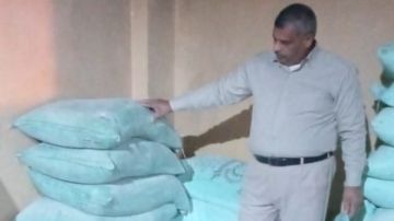 محافظ أسيوط: تحرير 645 محضرا تموينيا للمخابز والأسواق لضبط الأسعار محافظ أسيوط: تحرير 645 محضرا تموينيا للمخابز والأسواق لضبط الأسعار