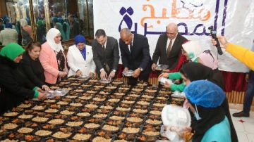 محافظ كفر الشيخ يتفقد مبادرة مطبخ المصرية صور