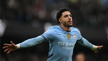 من ريال مدريد إلى نهائي كاراباو.. شهر حاسم ينتظر مرموش