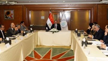 هيئة الرعاية الصحية: تأمين مخزون الأدوية والمستلزمات الطبية لمدة 6 أشهر هيئة الرعاية الصحية: تأمين مخزون الأدوية والمستلزمات الطبية لمدة 6 أشهر