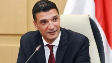 وزير الصناعة: زمن التجميع انتهى ونتجه لتعميق التصنيع المحلي .. ونواب: لابد من تعظيم مستلزمات الإنتاج بدلا من الاستيراد وزير الصناعة: زمن التجميع انتهى ونتجه لتعميق التصنيع المحلي .. ونواب: لابد من تعظيم مستلزمات الإنتاج بدلا من الاستيراد