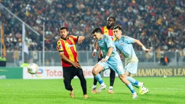 4 خطايا ارتكبها في رادس وروشتة عاجلة.. ما الذي يجب أن يصححه الأهلي قبل معركة الإياب أمام الترجي؟ 4 خطايا ارتكبها في رادس وروشتة عاجلة.. ما الذي يجب أن يصححه الأهلي قبل معركة الإياب أمام الترجي؟