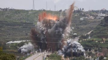 الرئيس اللبناني: الهجمات الإسرائيلية على جسر القاسمية مقدمة لغزو بري وتوطيد احتلال الجنوب