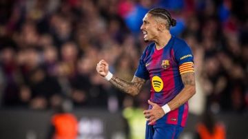 هجوم برشلونة بلا جناح.. هل يستطيع فليك تجاوز أزمة رافينيا؟ هجوم برشلونة بلا جناح.. هل يستطيع فليك تجاوز أزمة رافينيا؟