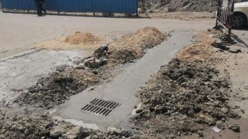 محافظ كفر الشيخ يتابع إنشاء صفايات أمطار جديدة بشوارع المدينة.. صور