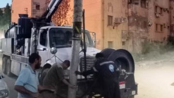 أسوان.. تنفيذ أعمال تطهير لشبكات الصرف الصحى بعدة مناطق خلال إجازة العيد