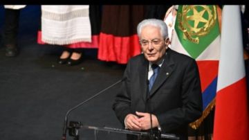 الرئيس الإيطالي: الحرب قريبة منا.. ويجب تجنب الانجراف لعواقب حتمية الرئيس الإيطالي: الحرب قريبة منا.. ويجب تجنب الانجراف لعواقب حتمية