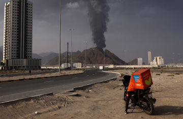 تعليق صاخب لملياردير مصري حول الهجمات على دول الخليج يثير تفاعلا واسعا تعليق صاخب لملياردير مصري حول الهجمات على دول الخليج يثير تفاعلا واسعا