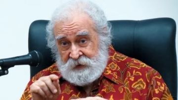 شيخ الأزهر ينعى المفكر الماليزي سيد محمد نقيب العطاس أحد أعلام الفكر الإسلامي