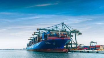 تدشين ممر لوجستي دولي يربط السعودية بالاردن لتعزيز التجارة البرية تدشين ممر لوجستي دولي يربط السعودية بالاردن لتعزيز التجارة البرية