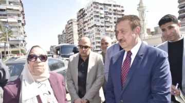 محافظ بورسعيد يبحث حلول مشكلات الصرف الصحي بمنطقة قشلاق السواحل