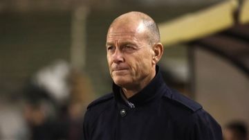 الأهلي يناقش مصير توروب بعد الخروج من دوري أبطال أفريقيا