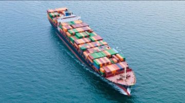 سر لا يعرفه الكثيرون.. كيف تتوقف السفن العملاقة بدون فرامل؟