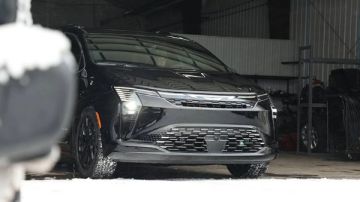 شاهد كرايسلر باسيفيكا موديل 2027 شاهد كرايسلر باسيفيكا موديل 2027