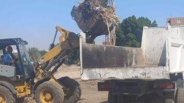 محافظ أسيوط يؤكد أهمية تكثيف حملات النظافة ورفع 82 طنا من المخلفات بقرى مركز أبنوب