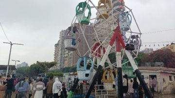 توافد الآلاف على حديقة صنعاء لقضاء إجازة عيد الفطر بكفر الشيخ صور توافد الآلاف على حديقة صنعاء لقضاء إجازة عيد الفطر بكفر الشيخ صور