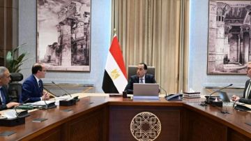 رئيس الوزراء يتابع إجراءات تدبير الاعتمادات المالية لتأمين الاحتياجات من المواد البترولية