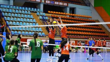 قمة الأهلي والزمالك تحسم لقب دوري سوبر سيدات الطائرة