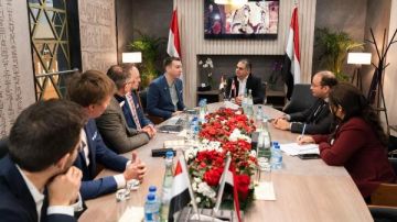 رئيس تنشيط السياحة يعقد اجتماعات مهمة مع منظمي رحلات دوليين.. تفاصيل