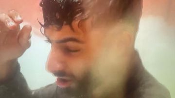 ضحك من صالح أبو الشامات بعد اكتشاف مقلب رامز ليفل الوحش ضحك من صالح أبو الشامات بعد اكتشاف مقلب رامز ليفل الوحش