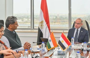 فريد يبحث مع سفير نيودلهي في القاهرة تعزيز الاستثمارات الهندية في مصر فريد يبحث مع سفير نيودلهي في القاهرة تعزيز الاستثمارات الهندية في مصر