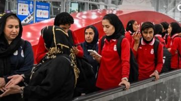 لاعبة إيرانية تتراجع عن طلب اللجوء في أستراليا