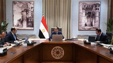 مدبولي: الدولة لن تسمح بأي تلاعب في أسعار السلع الأساسية أو تعمد حجبها عن الأسواق