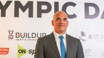 وزير الرياضة يهنئ شريف القماطي بفوزه برئاسة الاتحاد العربي للتجديف