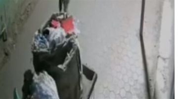 القبض على لصين سرقا غطاء صرف صحي بأسيوط