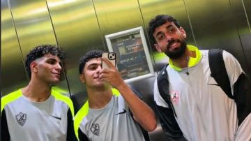 بعد التعادل في الكونغو.. محمد ابراهيم يشارك صورة مع نجمي الزمالك بعد التعادل في الكونغو.. محمد ابراهيم يشارك صورة مع نجمي الزمالك