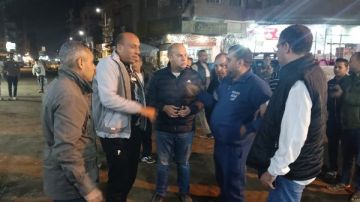 جولة ليلية.. نائب محافظ الجيزة يراقب الأسواق ومواقف السرفيس لضمان الالتزام بالتعريفة الجديدة صور