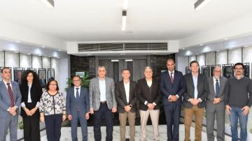 وفد مشروع الدعم الفنى بـ التنمية المحلية يقدم التهنئة بمناسبة إطلاق الرؤية الإستراتيجية أسوان 2040