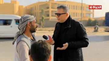 أجمل ناس.. عمرو الليثي يجبر بخاطر عامل بمزرعة ويهديه جائزة مالية