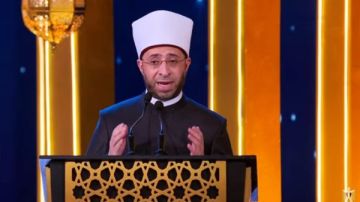 أرض التلاوة في عيد..أبيات شعرية من وزير الأوقاف في ليلة القدر أرض التلاوة في عيد..أبيات شعرية من وزير الأوقاف في ليلة القدر