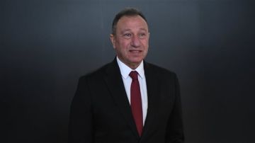 الخطيب يتخذ 3 قرارات مصيرية بعد خسارة الأهلي أمام الطلائع في الدوري الخطيب يتخذ 3 قرارات مصيرية بعد خسارة الأهلي أمام الطلائع في الدوري