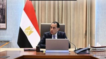 بالإنفوجراف.. أبرز أنشطة رئيس الوزراء خلال أسبوع بالإنفوجراف.. أبرز أنشطة رئيس الوزراء خلال أسبوع