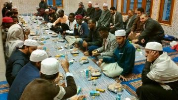 إفطار رمضاني يجمع الأئمة والدعاة من عدة دول بأكاديمية الأزهر العالمية إفطار رمضاني يجمع الأئمة والدعاة من عدة دول بأكاديمية الأزهر العالمية