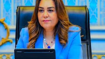 د.منال عوض تشدد على تطبيق غرامات مالية لمتداولى المواد والمخلفات الخطرة بدون ترخيص